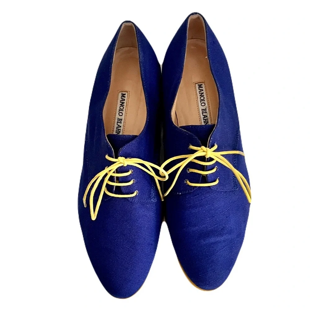 Manolo Blahnik Cobalt Blue Linen Yellow Lace Up Oxford Flats, Size 37.5